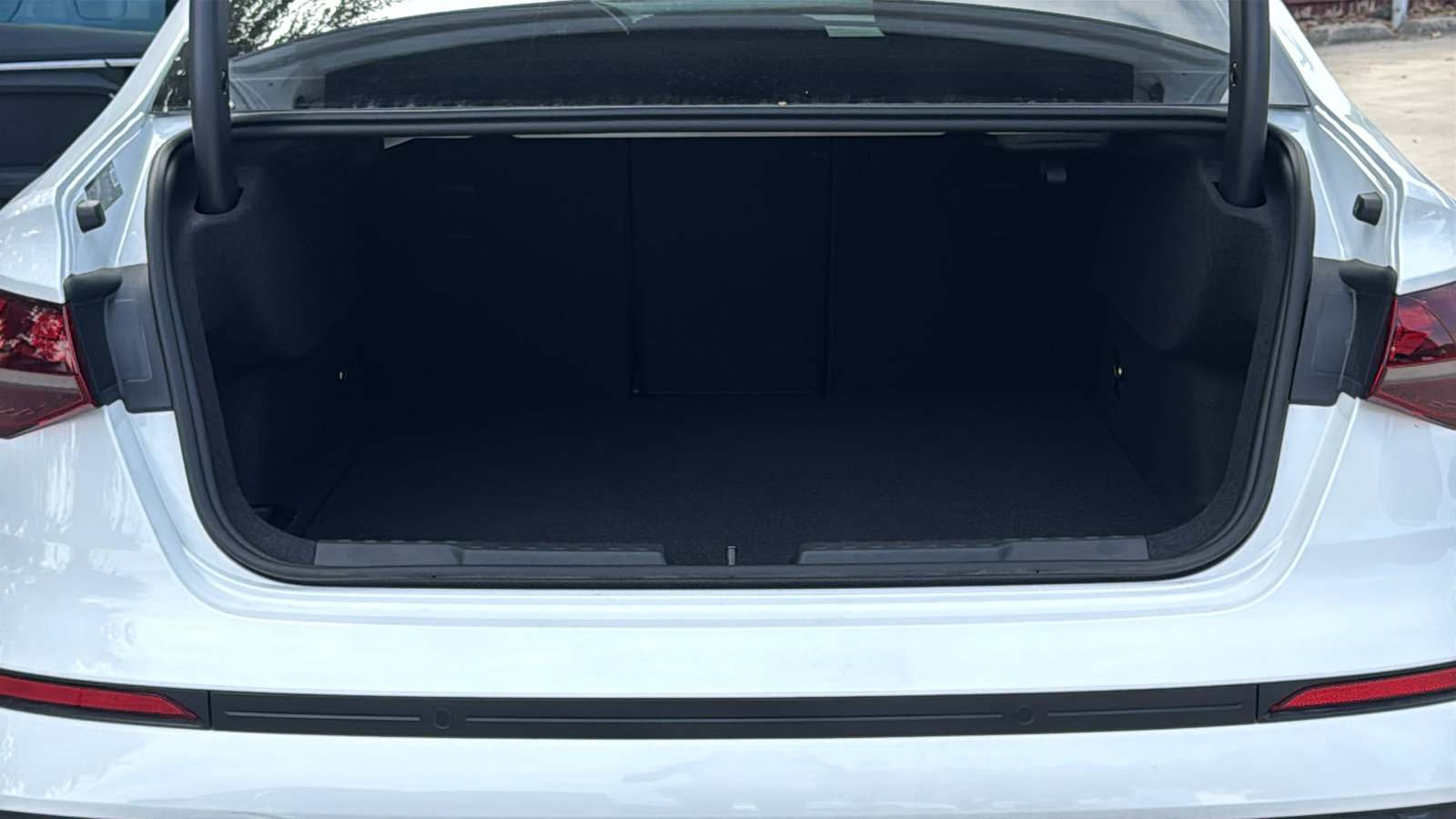 Used 2025 Audi A3 2.0T Premium image 25