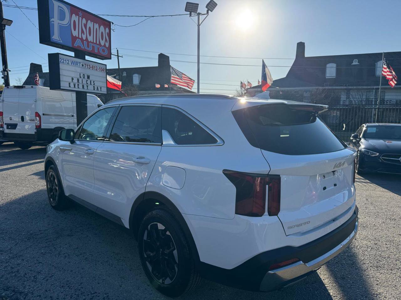 Used 2024 Kia Sorento S FWD image 5