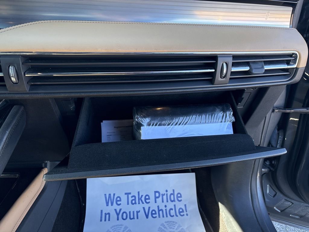 Used 2021 Lincoln Corsair Reserve image 20