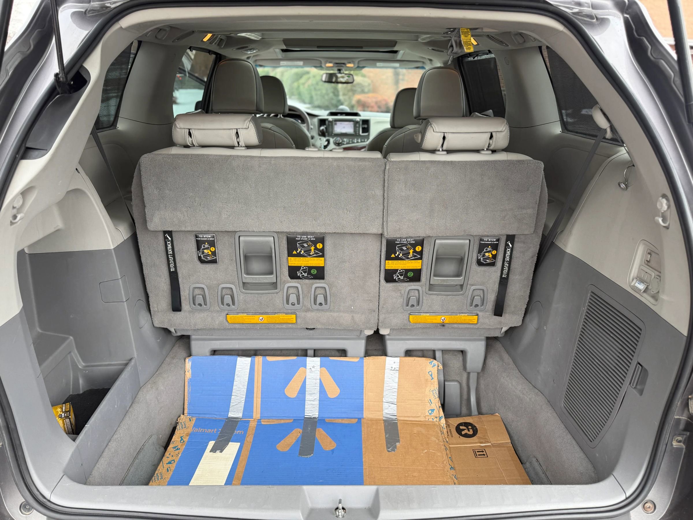 Used 2011 Toyota Sienna Limited w/ Premium Pkg AWD/4WD image 15