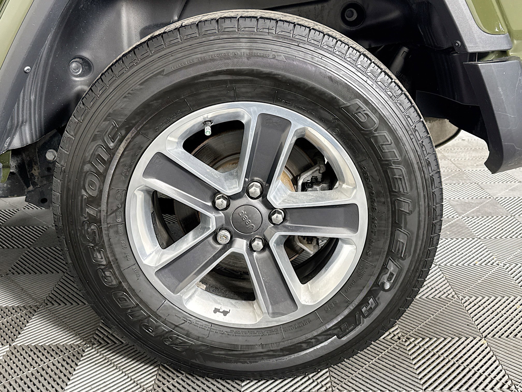 Used 2021 Jeep Wrangler Unlimited Sahara image 36