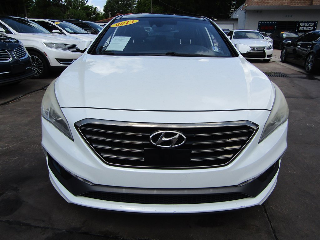 Used 2015 Hyundai Sonata Sport 2.0T w/ Option Group 07 FWD image 2