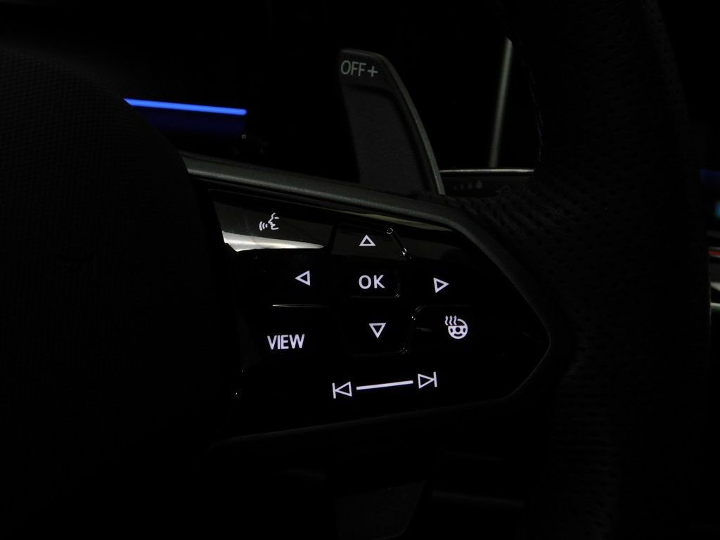 Used 2025 Volkswagen Golf R image 43