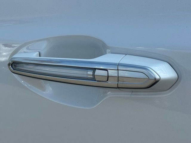 New 2025 Cadillac XT5 Premium Luxury w/ Technology Package FWD image 13