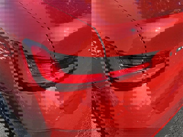 Used 2023 BMW 330i Sedan image 15