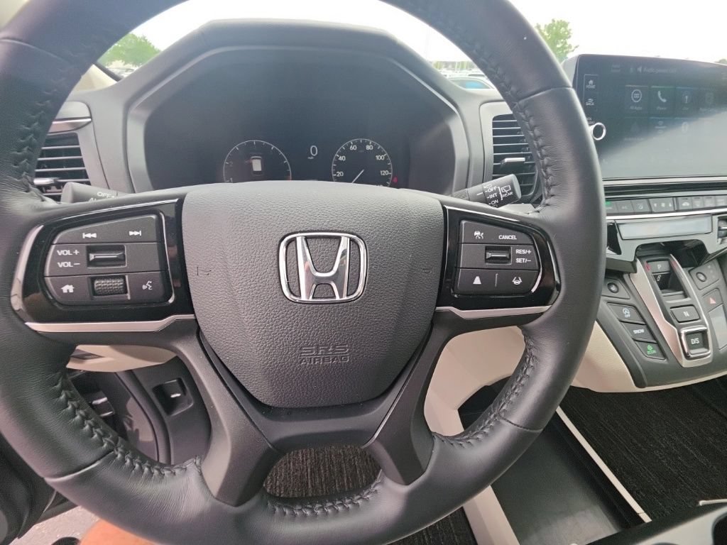 Used 2026 Honda Odyssey EX-L image 15