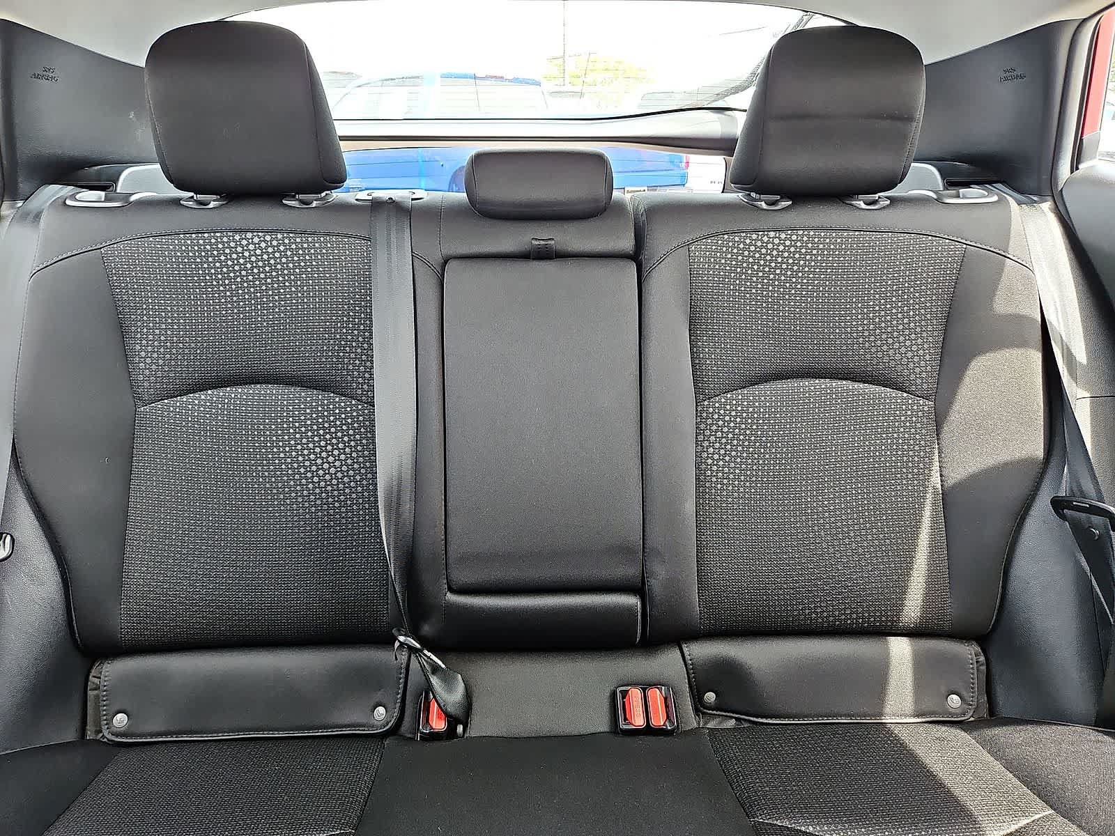 Used 2022 Toyota Prius LE AWD/4WD image 14