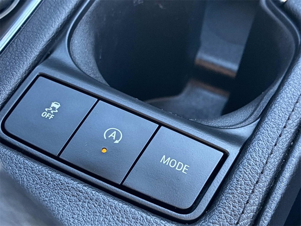 Used 2023 Cadillac XT4 Premium Luxury image 33