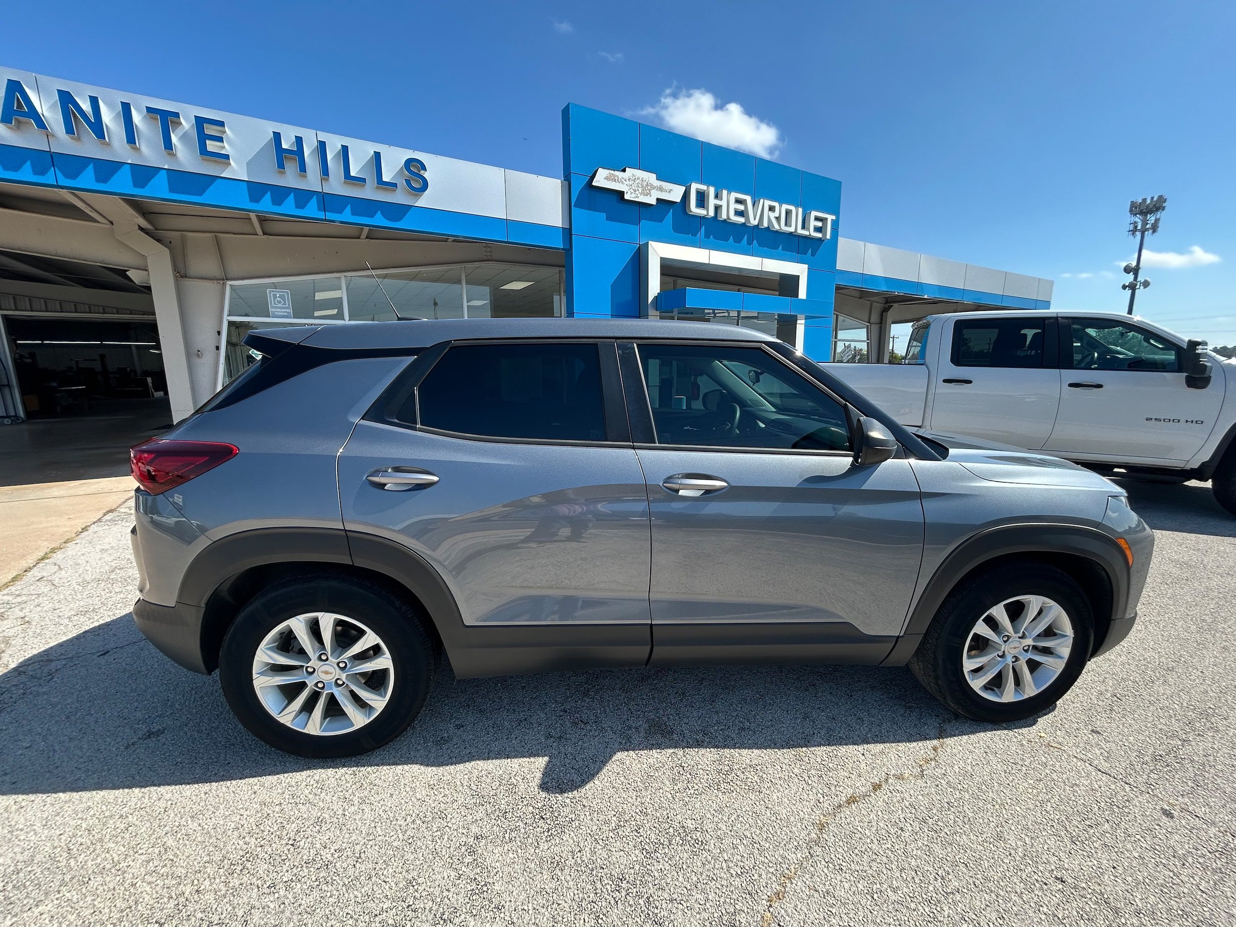 Used 2021 Chevrolet TrailBlazer LS FWD image 7