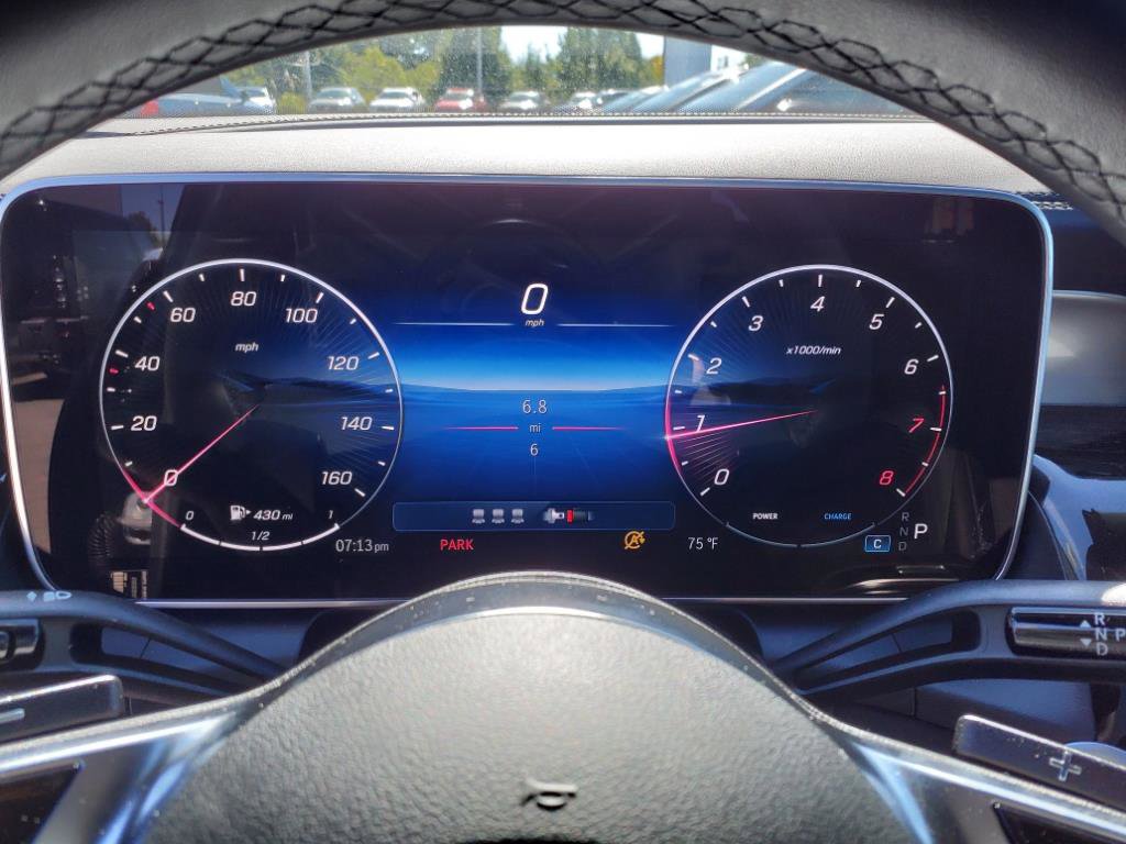 Certified 2025 Mercedes-Benz GLC 300 4MATIC image 17