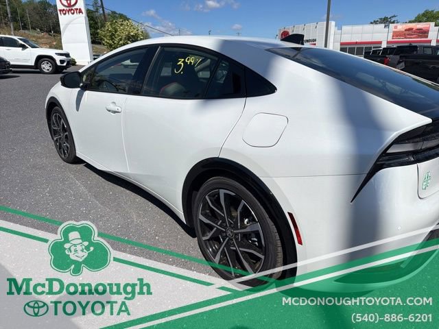 New 2026 Toyota Prius Plug-In Hybrid FWD image 6