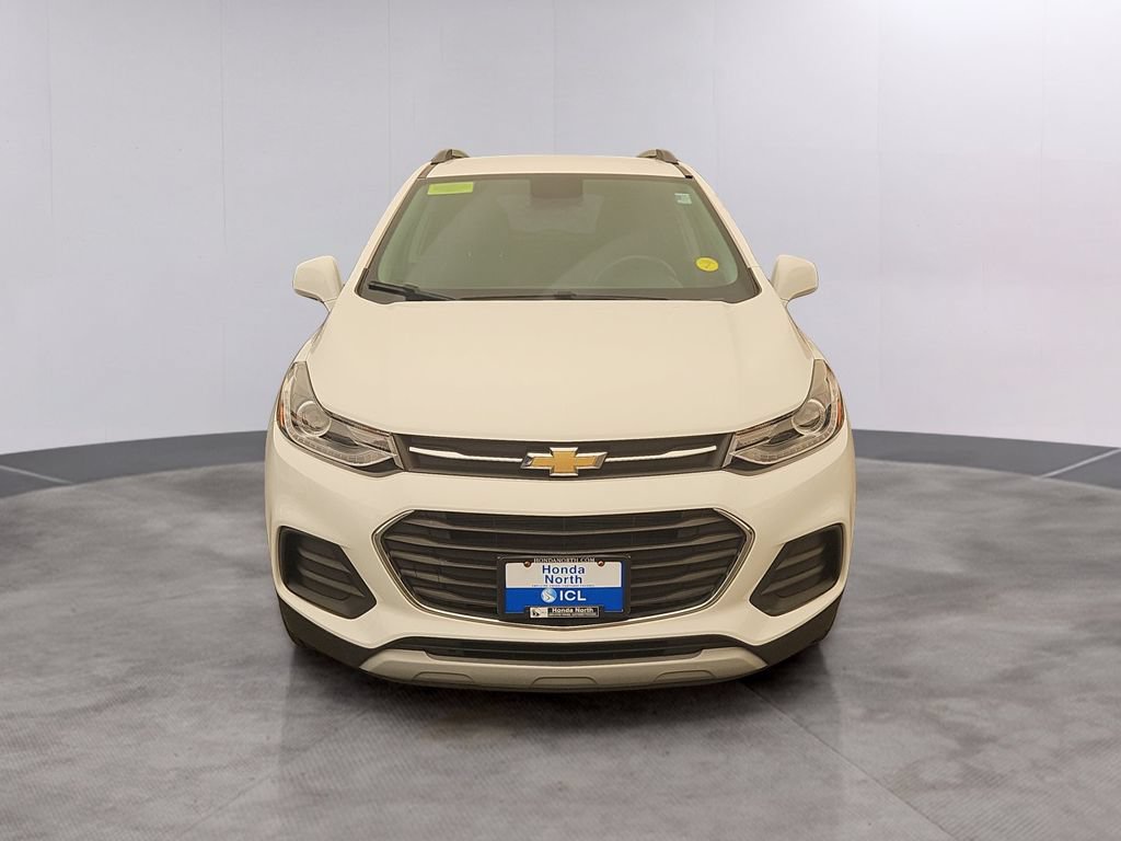 Used 2019 Chevrolet Trax LT w/ LT Convenience Package AWD/4WD image 2