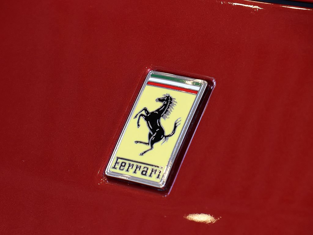 Certified 2022 Ferrari Roma RWD image 38