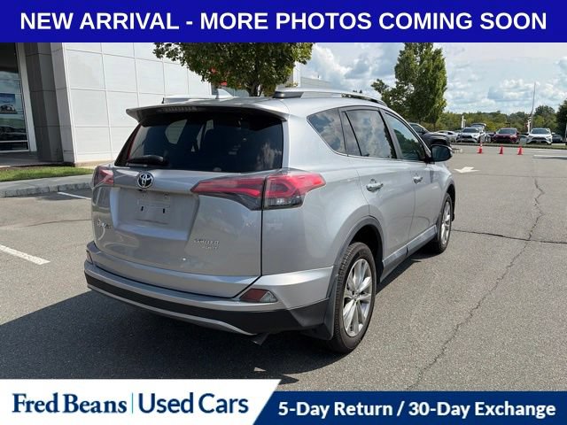 Used 2018 Toyota RAV4 Limited AWD/4WD image 8