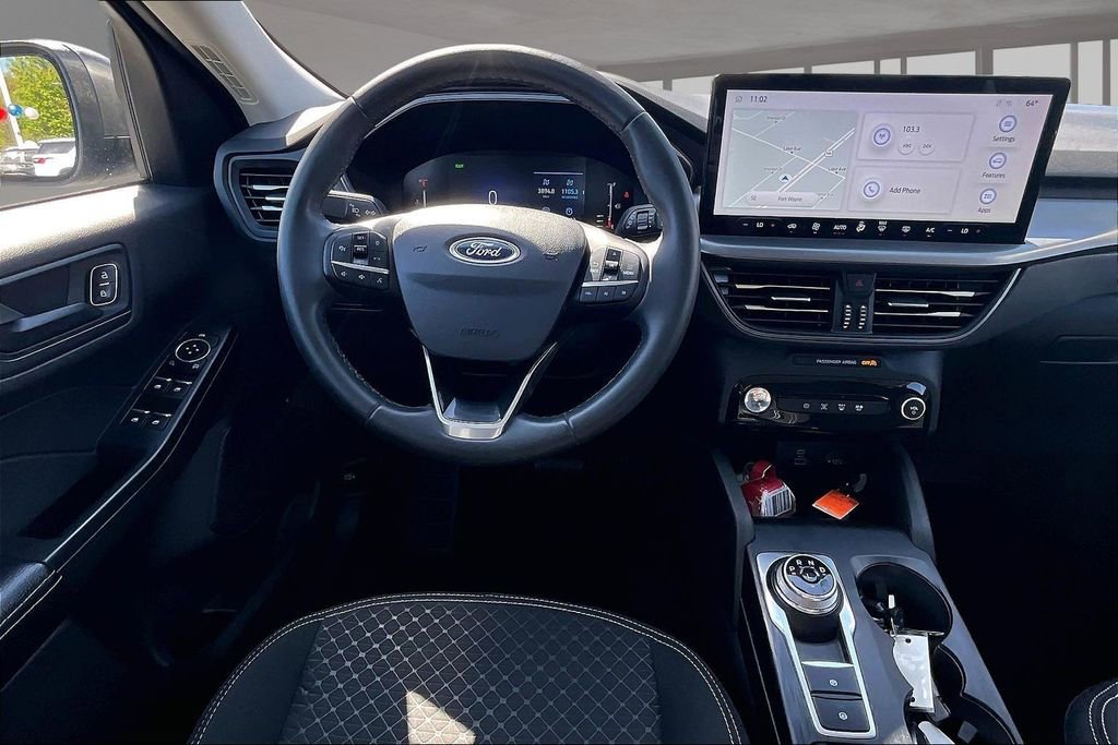 Used 2023 Ford Escape Active w/ Tech Pack #1 FWD image 7