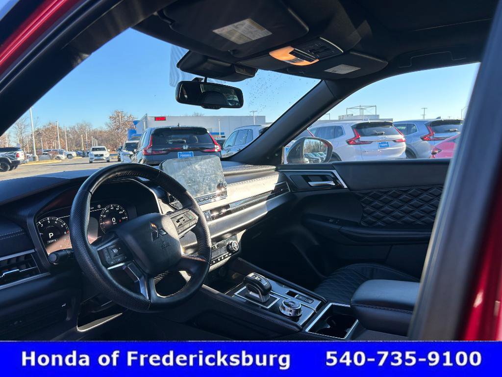 Used 2023 Mitsubishi Outlander SEL Black Edition image 18