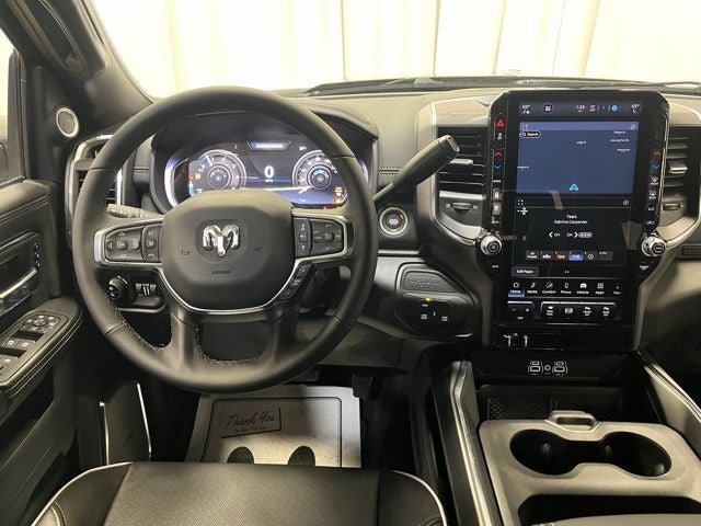 New 2026 RAM 2500 Laramie AWD/4WD image 17