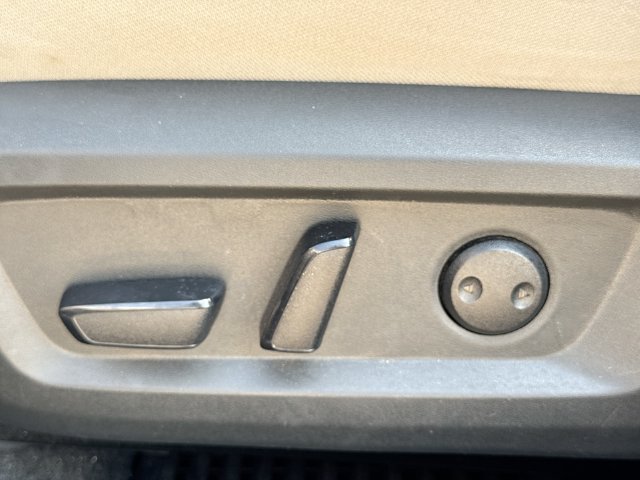 Used 2024 Nissan Rogue SV FWD image 12