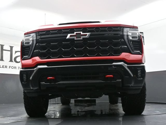 New 2026 Chevrolet Silverado 2500 ZR2 w/ LPO, Dark Essentials Package AWD/4WD image 4