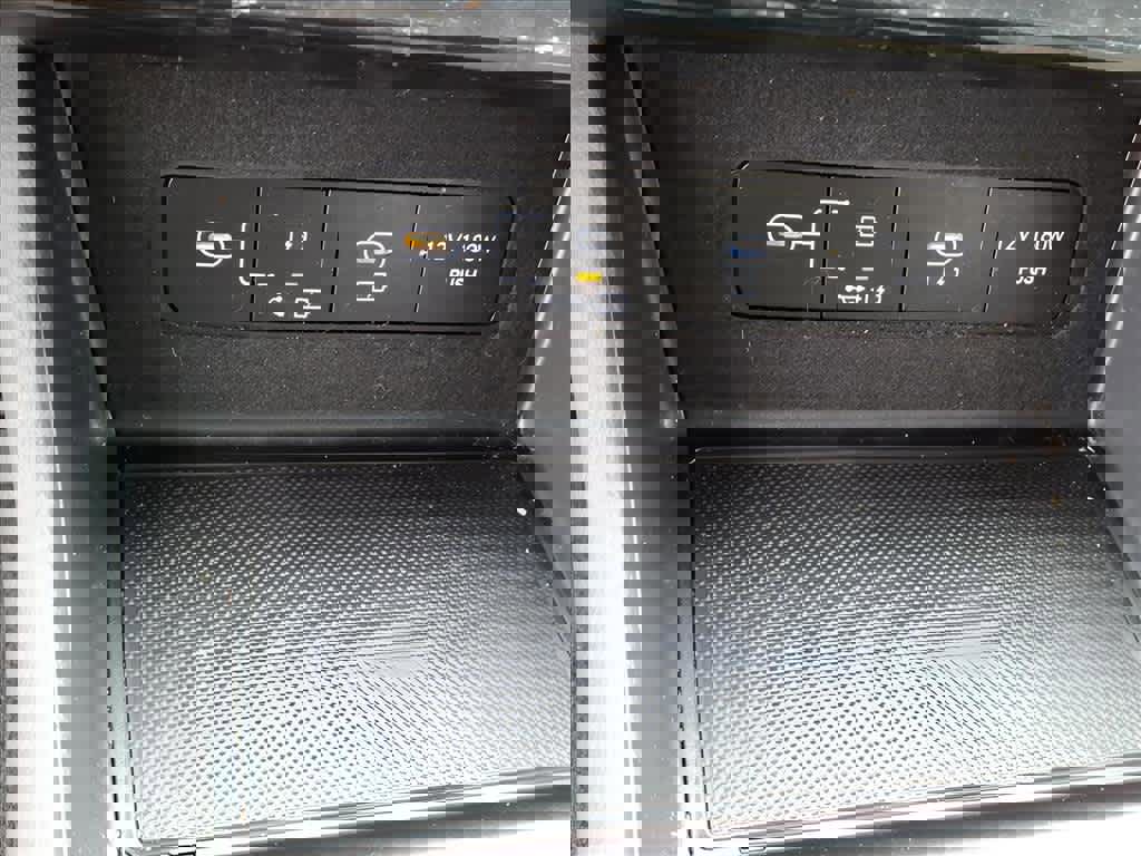 Used 2025 Hyundai Sonata SE image 13