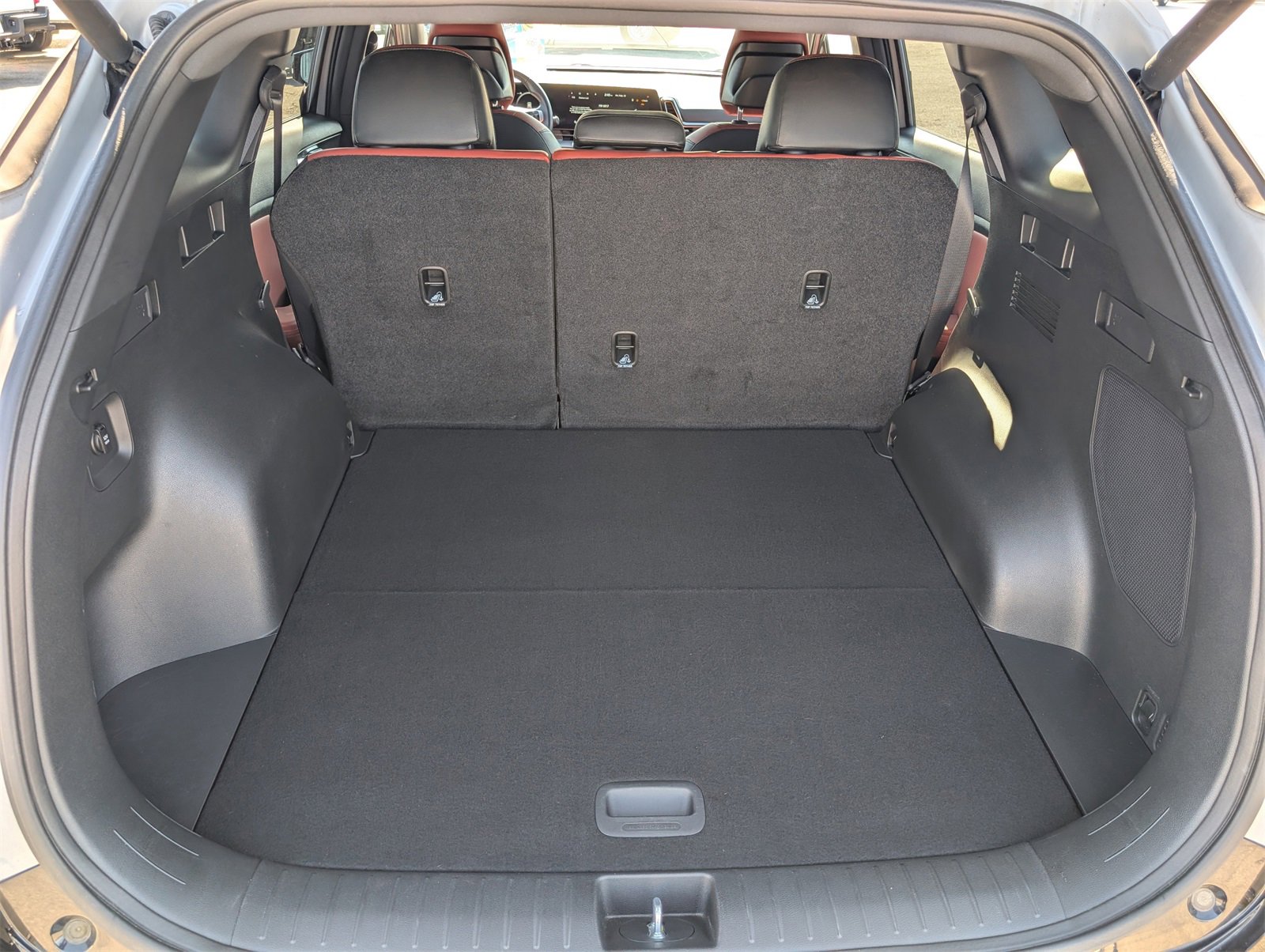 Used 2023 Kia Sportage SX image 14