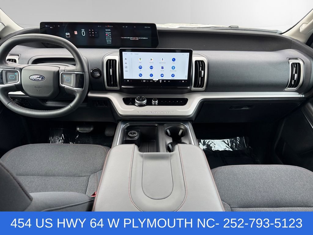 Used 2025 Ford Expedition Max Active AWD/4WD image 10