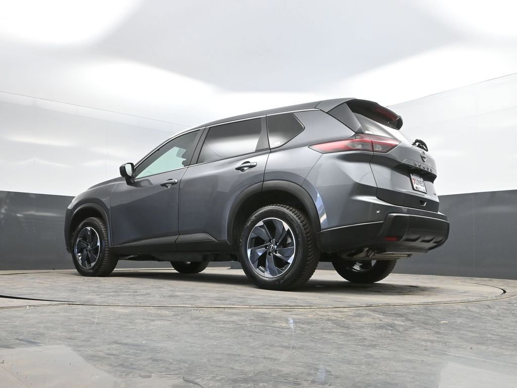 Used 2025 Nissan Rogue SV AWD/4WD image 33
