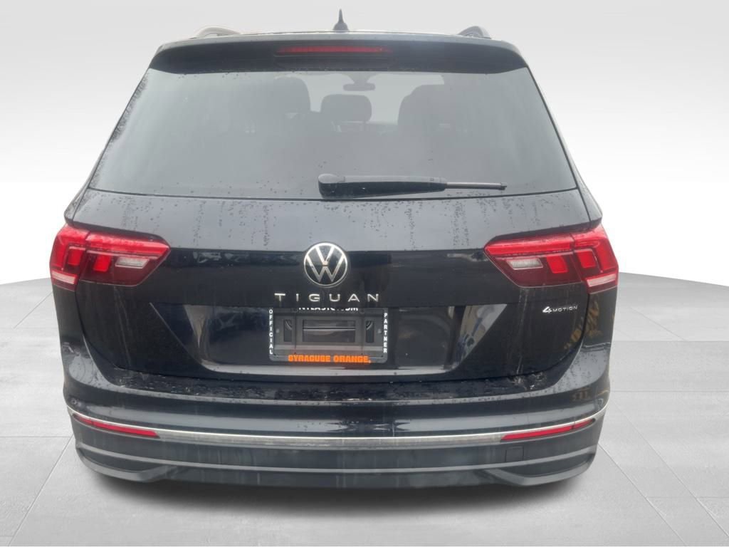 Used 2024 Volkswagen Tiguan S image 5