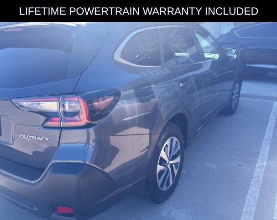 Used 2025 Subaru Outback Premium AWD/4WD image 5