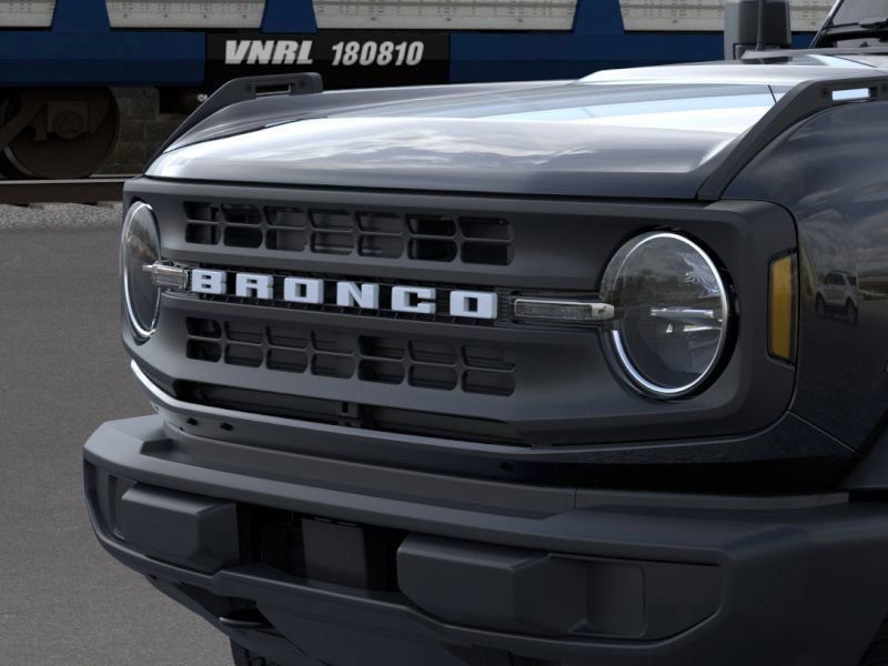 New 2025 Ford Bronco 2-Door AWD/4WD image 21