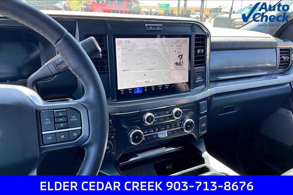 Used 2025 Ford F350 Lariat AWD/4WD image 7