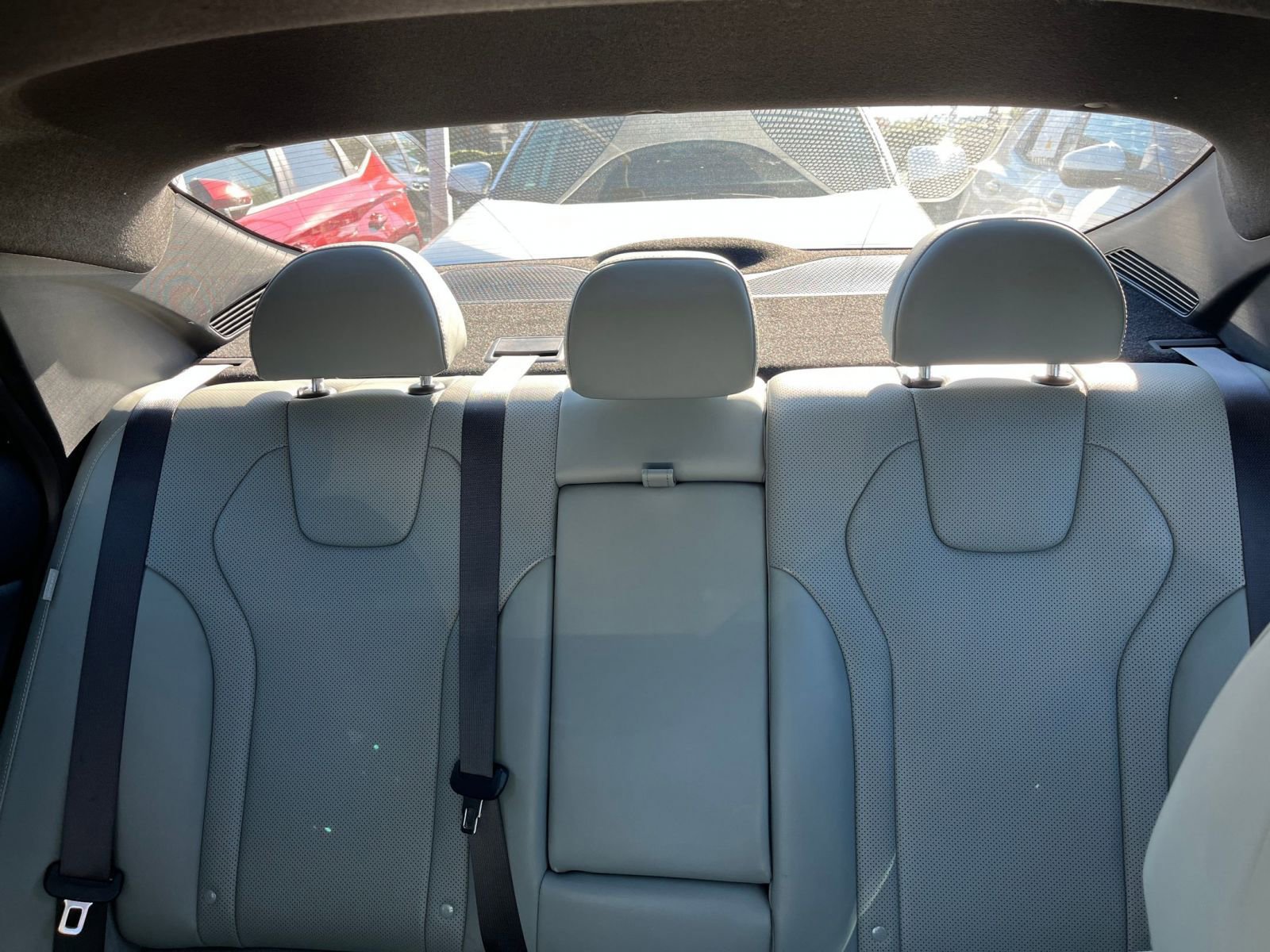 Used 2025 Hyundai Elantra Limited image 39