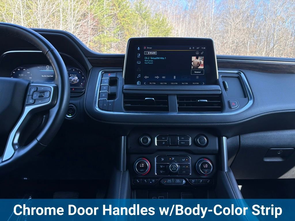 Used 2023 Chevrolet Suburban Premier image 23