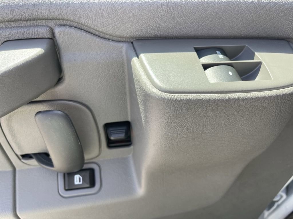 New 2025 Chevrolet Express 3500 w/ Power Convenience Package image 8