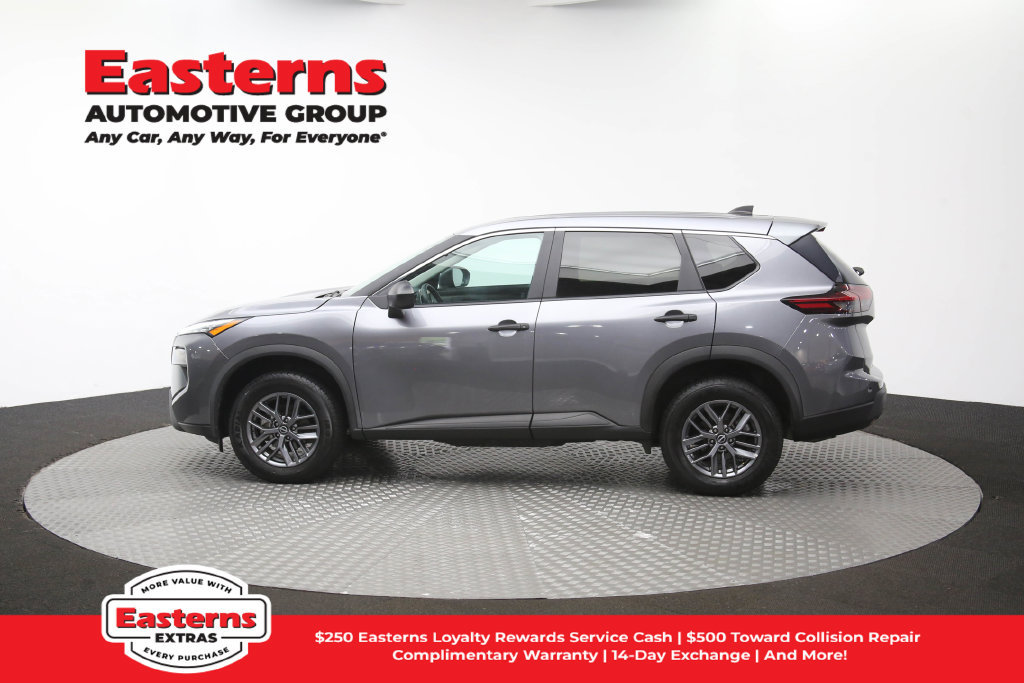 Used 2024 Nissan Rogue S AWD/4WD image 59