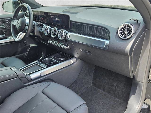 Certified 2025 Mercedes-Benz GLB 250 image 21