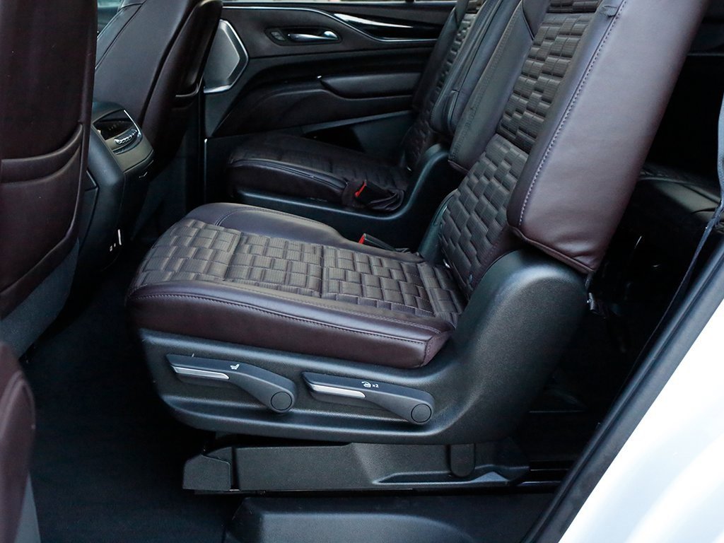 Used 2021 Cadillac Escalade Premium Luxury Platinum image 37