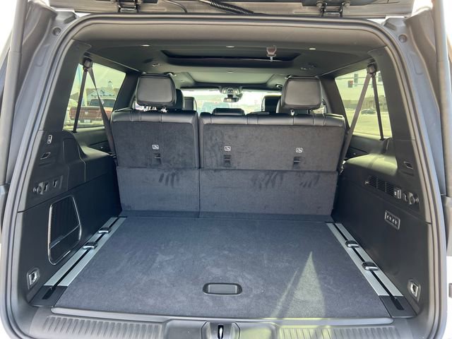 New 2024 Jeep Wagoneer L Series II w/ Convenience Group I image 12