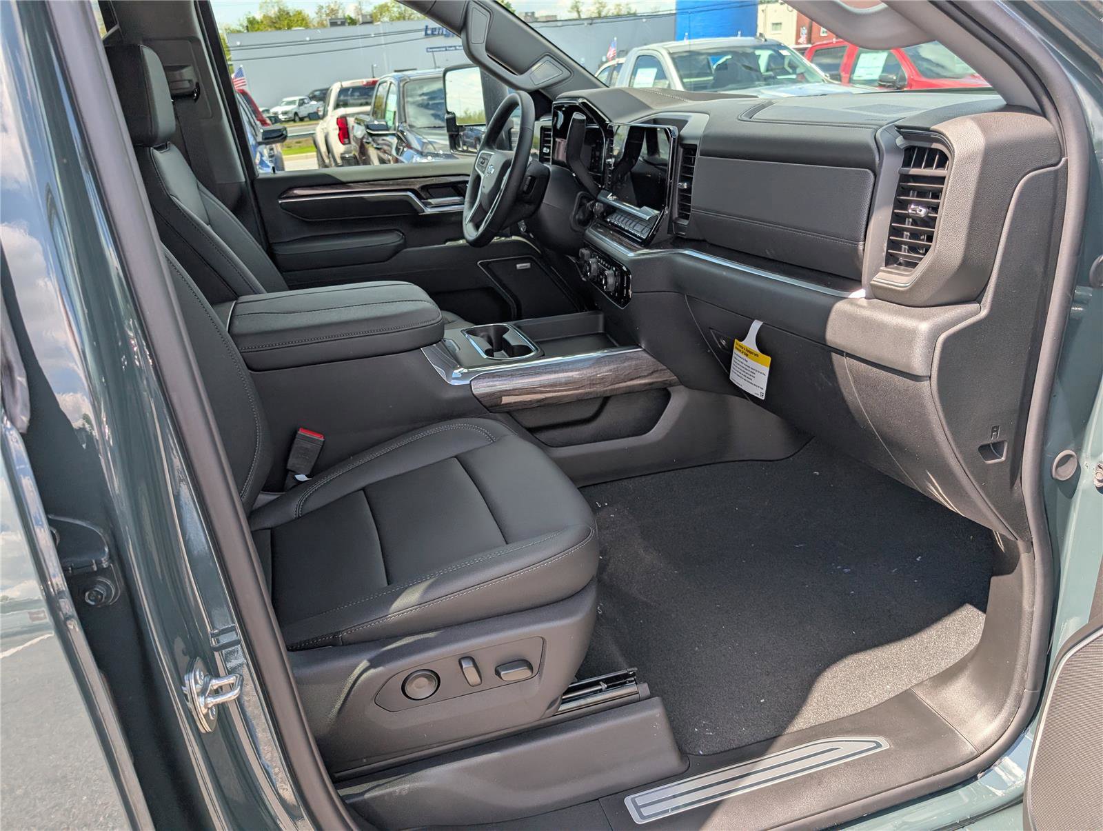 New 2026 Chevrolet Silverado 3500 LTZ w/ Trail Boss Package AWD/4WD image 6