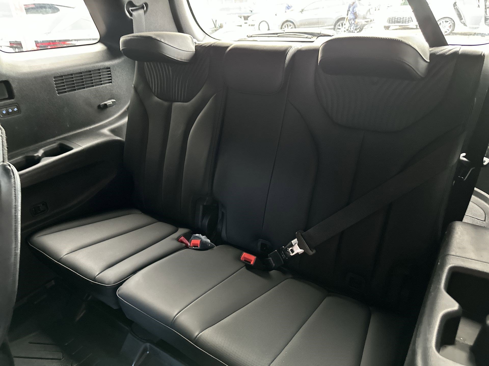 Used 2023 Hyundai Palisade Calligraphy image 26