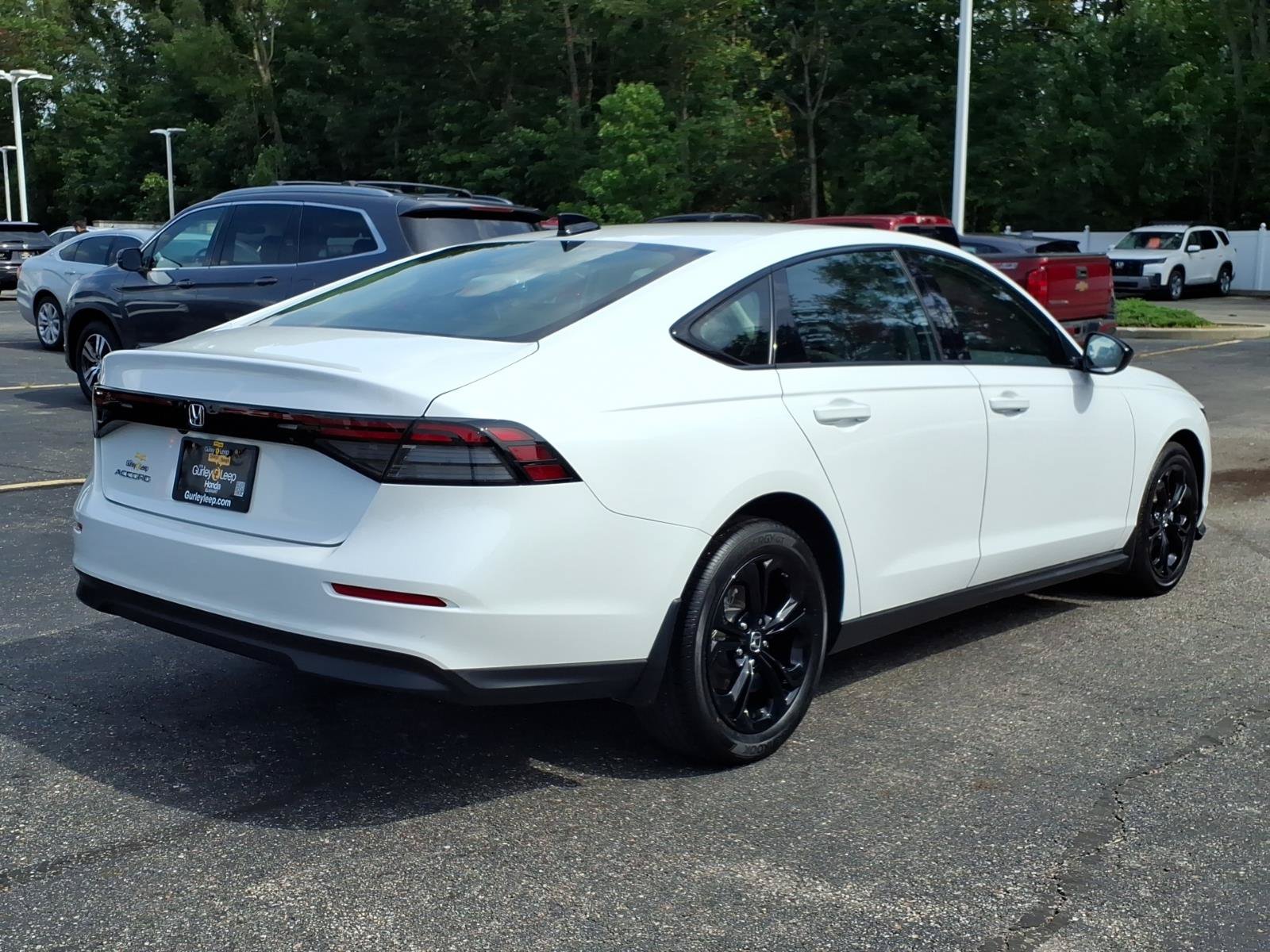 Certified 2025 Honda Accord SE image 12