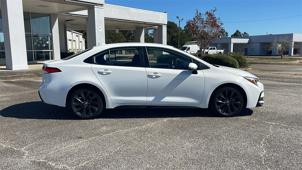 Used 2023 Toyota Corolla SE image 9