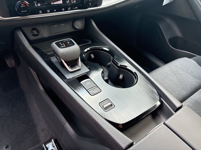 New 2026 Nissan Rogue SV FWD image 13