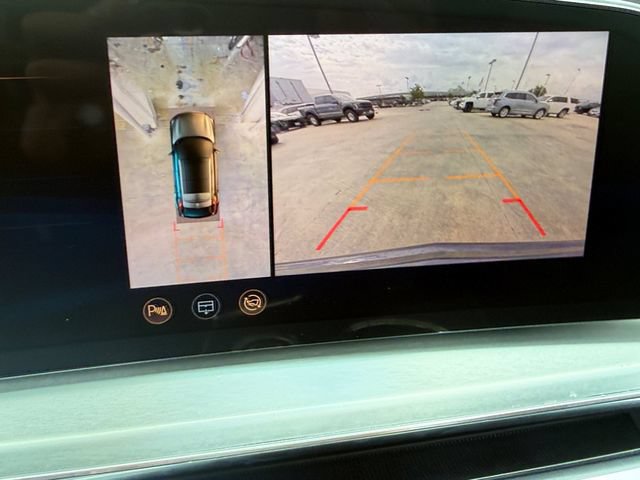 Certified 2024 Cadillac Lyriq Sport AWD/4WD image 9