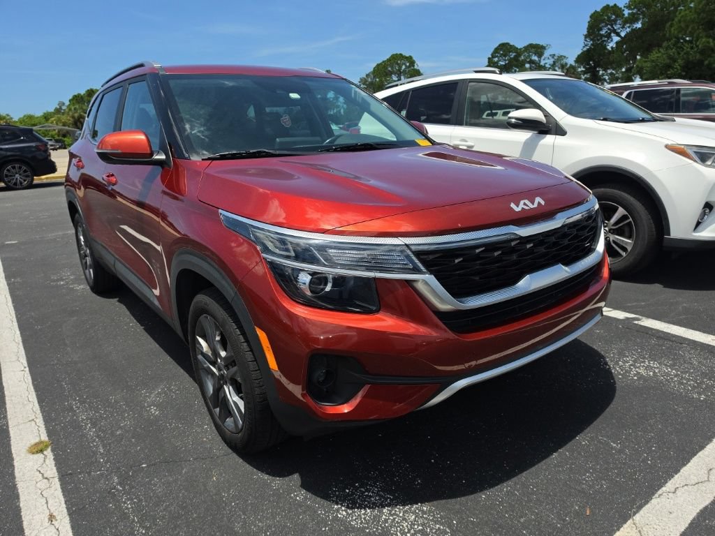 Used 2023 Kia Seltos S FWD image 1