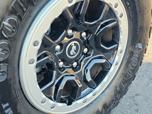 Used 2021 Ford Bronco Badlands image 7