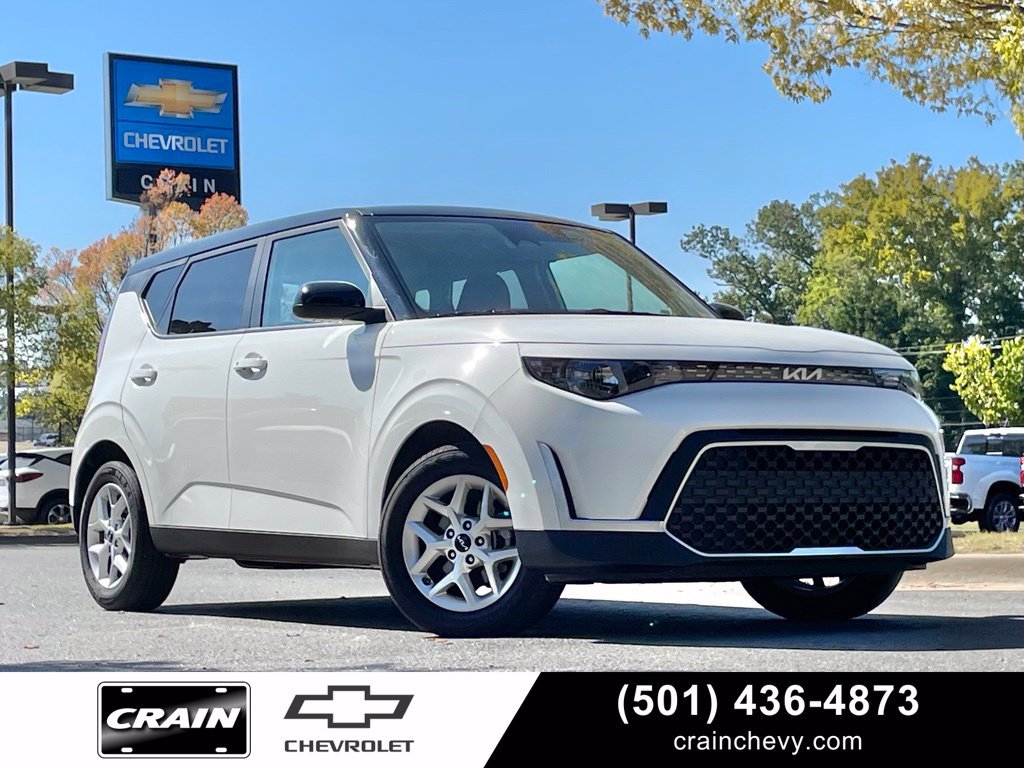 Used 2025 Kia Soul S FWD image 1