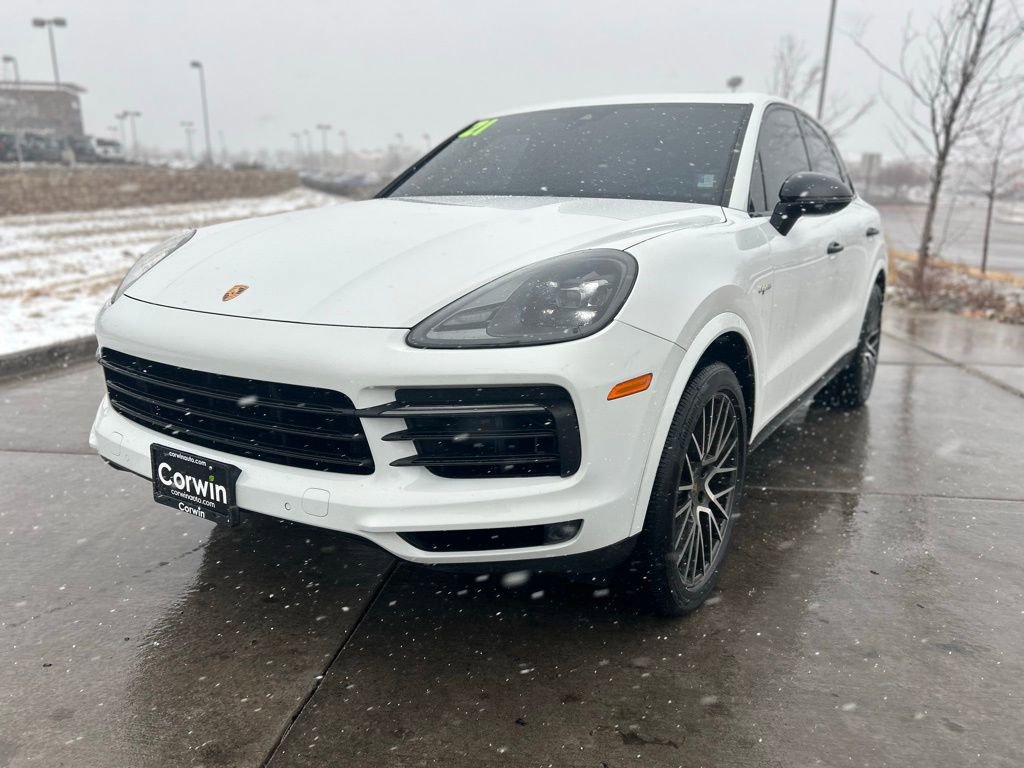 Used 2021 Porsche Cayenne E-Hybrid image 3