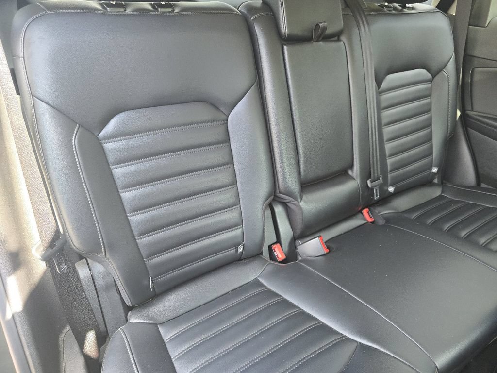 Used 2024 Ford Edge SEL AWD/4WD image 17