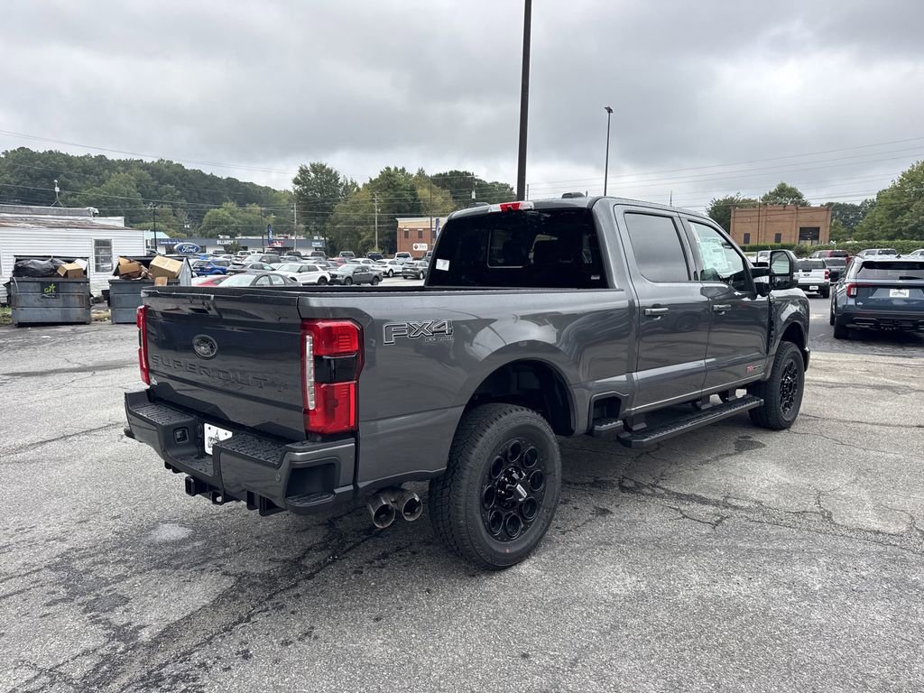 New 2026 Ford F350 Lariat w/ Black Appearance Package image 5